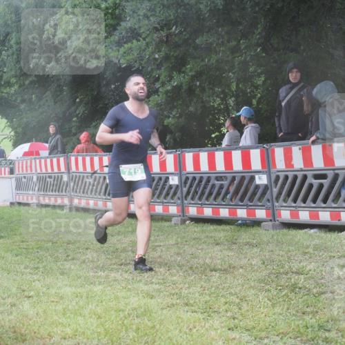 21.06.2025 - 27. Vierlanden-Triathlon KatJ http://msf.ph/oto/8036320 15.06.2025 13:54:12 Ziel 125, 719 meine-sportfotos.de