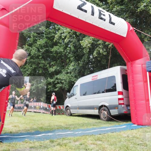 21.06.2025 - 27. Vierlanden-Triathlon KatJ http://msf.ph/oto/8036355 15.06.2025 11:25:17 Schwimmen  meine-sportfotos.de