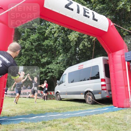 21.06.2025 - 27. Vierlanden-Triathlon KatJ http://msf.ph/oto/8036367 15.06.2025 11:25:18 Schwimmen  meine-sportfotos.de