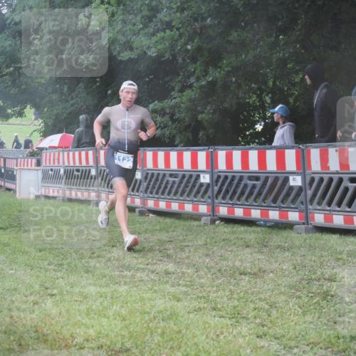21.06.2025 - 27. Vierlanden-Triathlon KatJ http://msf.ph/oto/8036384 15.06.2025 13:54:32 Ziel 1122, 1152 meine-sportfotos.de