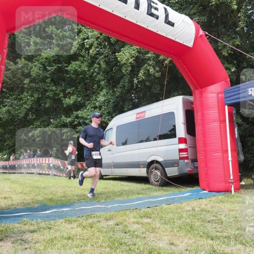 21.06.2025 - 27. Vierlanden-Triathlon KatJ http://msf.ph/oto/8036441 15.06.2025 11:25:22 Schwimmen  meine-sportfotos.de
