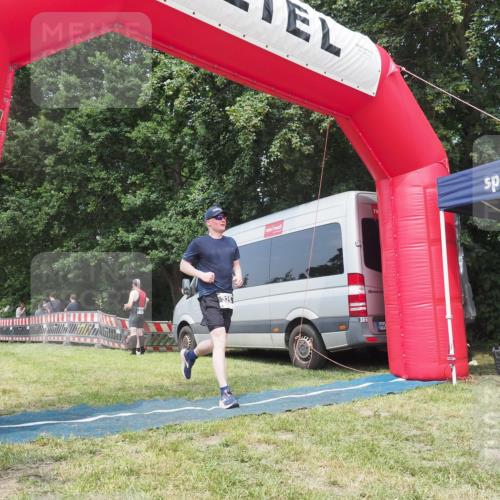 21.06.2025 - 27. Vierlanden-Triathlon KatJ http://msf.ph/oto/8036455 15.06.2025 11:25:23 Schwimmen  meine-sportfotos.de