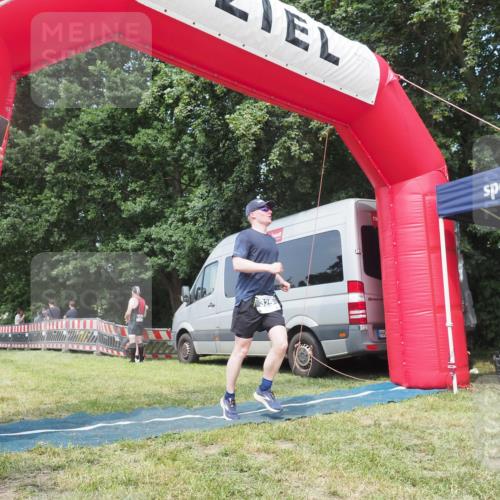 21.06.2025 - 27. Vierlanden-Triathlon KatJ http://msf.ph/oto/8036472 15.06.2025 11:25:23 Schwimmen  meine-sportfotos.de
