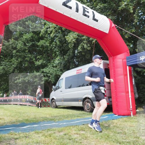 21.06.2025 - 27. Vierlanden-Triathlon KatJ http://msf.ph/oto/8036493 15.06.2025 11:25:23 Schwimmen  meine-sportfotos.de