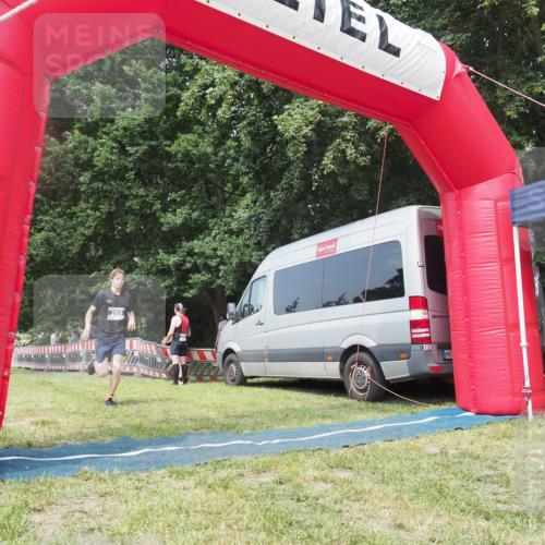 21.06.2025 - 27. Vierlanden-Triathlon KatJ http://msf.ph/oto/8036499 15.06.2025 11:25:30 Schwimmen  meine-sportfotos.de