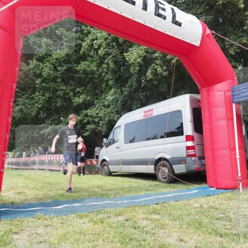 21.06.2025 - 27. Vierlanden-Triathlon KatJ http://msf.ph/oto/8036519 15.06.2025 11:25:30 Schwimmen  meine-sportfotos.de