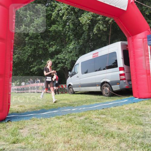 21.06.2025 - 27. Vierlanden-Triathlon KatJ http://msf.ph/oto/8036580 15.06.2025 11:25:34 Schwimmen  meine-sportfotos.de