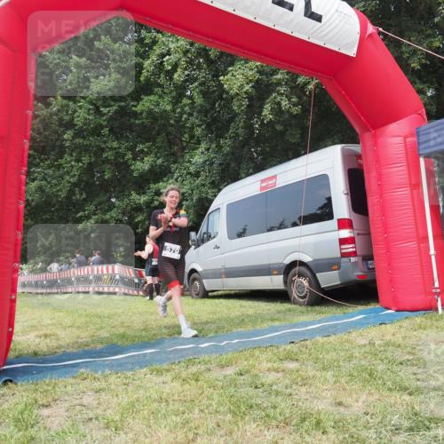 21.06.2025 - 27. Vierlanden-Triathlon KatJ http://msf.ph/oto/8036599 15.06.2025 11:25:35 Schwimmen  meine-sportfotos.de