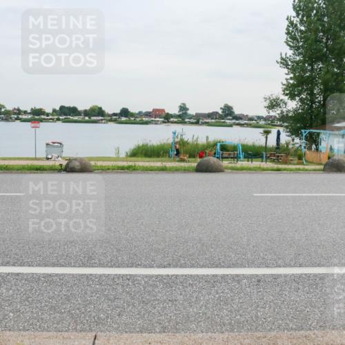 15.06.2025 - 27. Vierlanden-Triathlon H.Heesch http://msf.ph/oto/8036646 15.06.2025 10:49:09 Radfahren 115, 469 meine-sportfotos.de