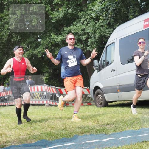 21.06.2025 - 27. Vierlanden-Triathlon KatJ http://msf.ph/oto/8036658 15.06.2025 11:25:50 Schwimmen  meine-sportfotos.de