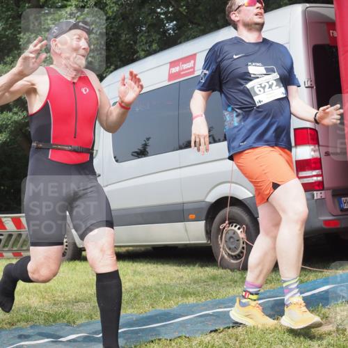 21.06.2025 - 27. Vierlanden-Triathlon KatJ http://msf.ph/oto/8036702 15.06.2025 11:25:51 Schwimmen  meine-sportfotos.de