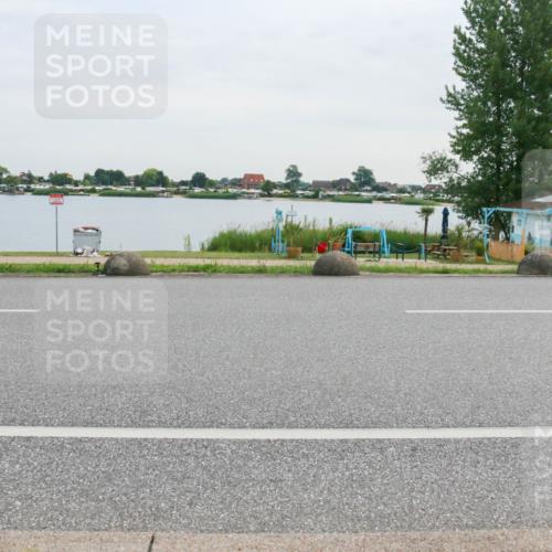 15.06.2025 - 27. Vierlanden-Triathlon H.Heesch http://msf.ph/oto/8036708 15.06.2025 10:49:50 Radfahren 232, 367, 613 meine-sportfotos.de
