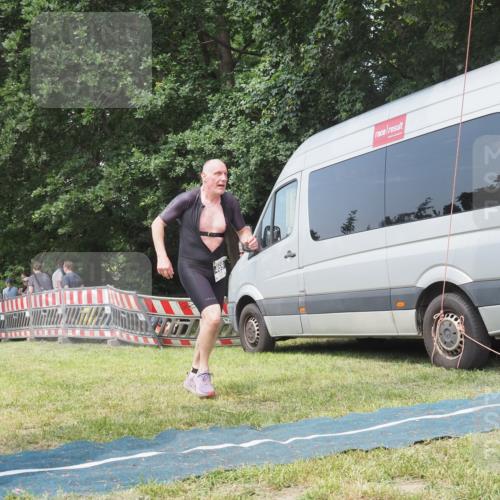 21.06.2025 - 27. Vierlanden-Triathlon KatJ http://msf.ph/oto/8036722 15.06.2025 11:26:05 Schwimmen  meine-sportfotos.de