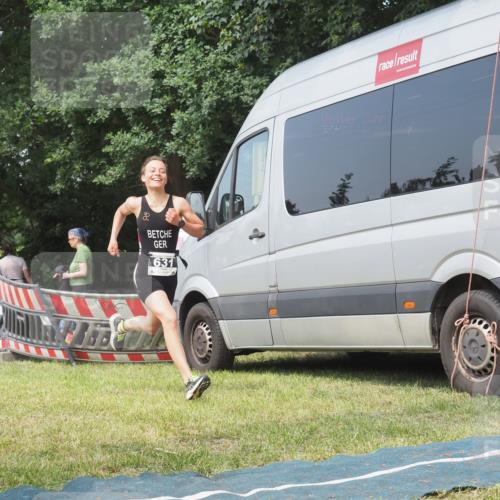 21.06.2025 - 27. Vierlanden-Triathlon KatJ http://msf.ph/oto/8036759 15.06.2025 11:26:08 Schwimmen  meine-sportfotos.de