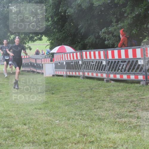 21.06.2025 - 27. Vierlanden-Triathlon KatJ http://msf.ph/oto/8036763 15.06.2025 14:15:44 Ziel 1172, 1210, 1217, 1293 meine-sportfotos.de