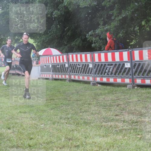 21.06.2025 - 27. Vierlanden-Triathlon KatJ http://msf.ph/oto/8036776 15.06.2025 14:15:44 Ziel 1172, 1210, 1217, 1293 meine-sportfotos.de