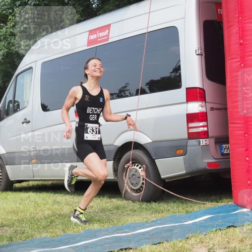 21.06.2025 - 27. Vierlanden-Triathlon KatJ http://msf.ph/oto/8036777 15.06.2025 11:26:08 Schwimmen  meine-sportfotos.de