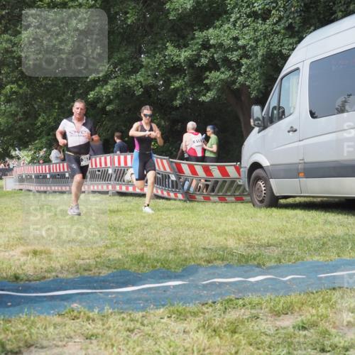 21.06.2025 - 27. Vierlanden-Triathlon KatJ http://msf.ph/oto/8036868 15.06.2025 11:26:29 Schwimmen  meine-sportfotos.de