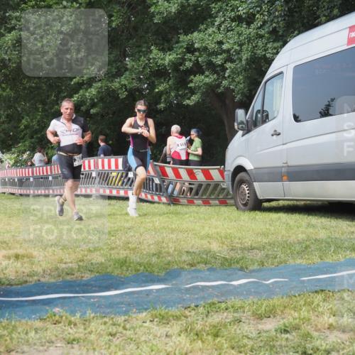 21.06.2025 - 27. Vierlanden-Triathlon KatJ http://msf.ph/oto/8036873 15.06.2025 11:26:29 Schwimmen  meine-sportfotos.de