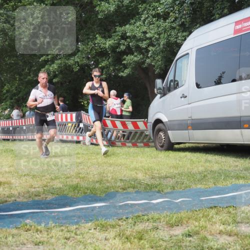 21.06.2025 - 27. Vierlanden-Triathlon KatJ http://msf.ph/oto/8036878 15.06.2025 11:26:29 Schwimmen  meine-sportfotos.de