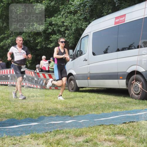 21.06.2025 - 27. Vierlanden-Triathlon KatJ http://msf.ph/oto/8036895 15.06.2025 11:26:30 Schwimmen  meine-sportfotos.de