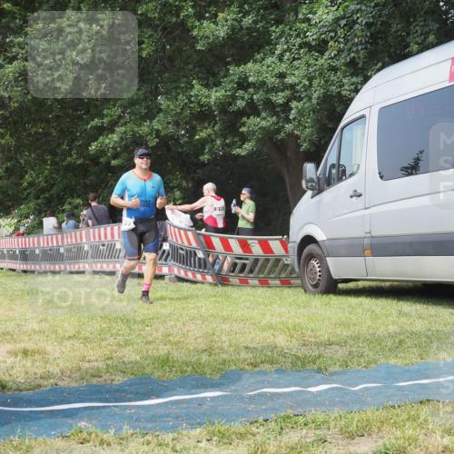 21.06.2025 - 27. Vierlanden-Triathlon KatJ http://msf.ph/oto/8036935 15.06.2025 11:26:35 Schwimmen  meine-sportfotos.de