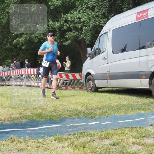 21.06.2025 - 27. Vierlanden-Triathlon KatJ http://msf.ph/oto/8036959 15.06.2025 11:26:36 Schwimmen  meine-sportfotos.de