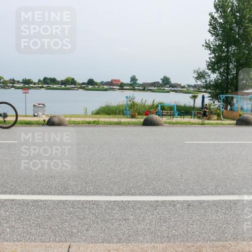 21.06.2025 - 27. Vierlanden-Triathlon H.Heesch http://msf.ph/oto/8037024 15.06.2025 11:47:08 Radfahren 647, 696, 710, 722, 734, 763, 831 meine-sportfotos.de