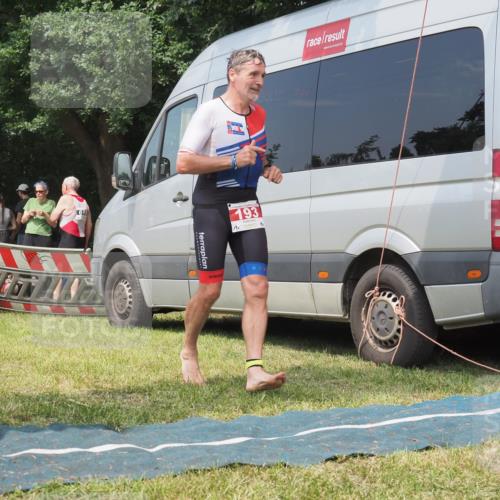 21.06.2025 - 27. Vierlanden-Triathlon KatJ http://msf.ph/oto/8037426 15.06.2025 11:28:05 Schwimmen  meine-sportfotos.de