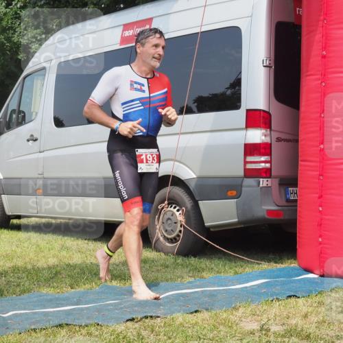 21.06.2025 - 27. Vierlanden-Triathlon KatJ http://msf.ph/oto/8037435 15.06.2025 11:28:05 Schwimmen  meine-sportfotos.de