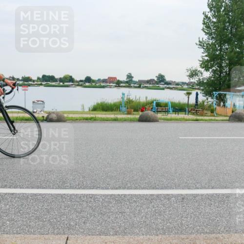 15.06.2025 - 27. Vierlanden-Triathlon H.Heesch http://msf.ph/oto/8037476 15.06.2025 10:52:14 Radfahren 84, 144, 173, 386, 513 meine-sportfotos.de