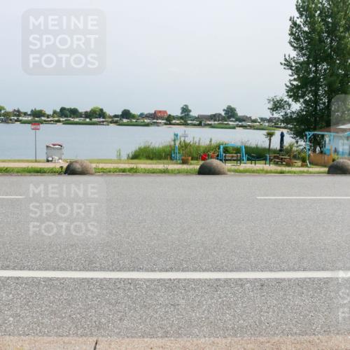 21.06.2025 - 27. Vierlanden-Triathlon H.Heesch http://msf.ph/oto/8037609 15.06.2025 11:47:19 Radfahren 717, 787 meine-sportfotos.de