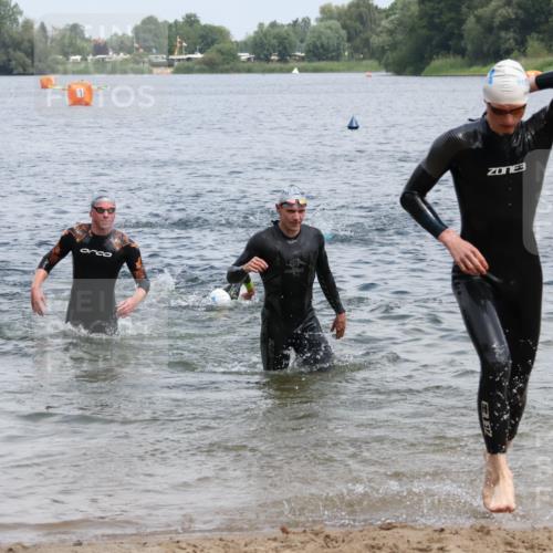 21.06.2025 - 27. Vierlanden-Triathlon Lena Gebhardt http://msf.ph/oto/8037658 15.06.2025 12:06:52 Schwimmen 1024, 1025, 1026, 1027 meine-sportfotos.de