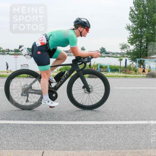 15.06.2025 - 27. Vierlanden-Triathlon H.Heesch http://msf.ph/oto/8037685 15.06.2025 10:53:10 Radfahren 247, 391, 399, 587 meine-sportfotos.de