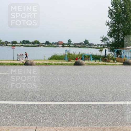 21.06.2025 - 27. Vierlanden-Triathlon H.Heesch http://msf.ph/oto/8037764 15.06.2025 11:47:33 Radfahren 649, 684, 934 meine-sportfotos.de