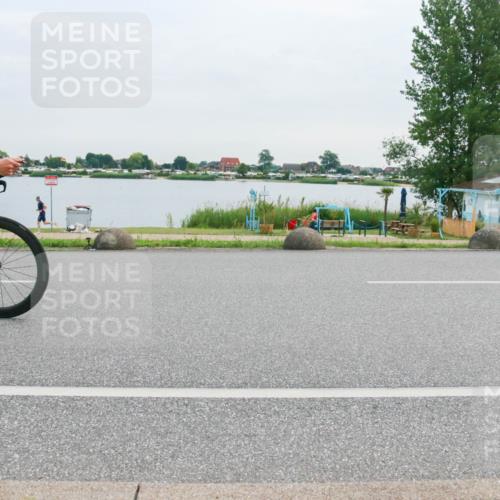 15.06.2025 - 27. Vierlanden-Triathlon H.Heesch http://msf.ph/oto/8037815 15.06.2025 10:53:43 Radfahren 70, 113, 181, 290 meine-sportfotos.de