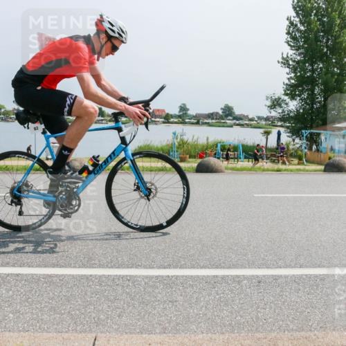 21.06.2025 - 27. Vierlanden-Triathlon H.Heesch http://msf.ph/oto/8037851 15.06.2025 11:47:48 Radfahren 82, 108, 829 meine-sportfotos.de
