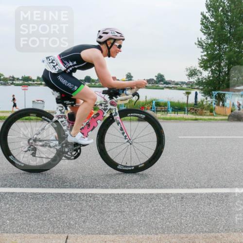 15.06.2025 - 27. Vierlanden-Triathlon H.Heesch http://msf.ph/oto/8037875 15.06.2025 10:53:51 Radfahren 60, 525 meine-sportfotos.de