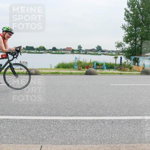 15.06.2025 - 27. Vierlanden-Triathlon H.Heesch http://msf.ph/oto/8037885 15.06.2025 10:54:05 Radfahren 69, 85, 157, 362, 509, 565, 622 meine-sportfotos.de