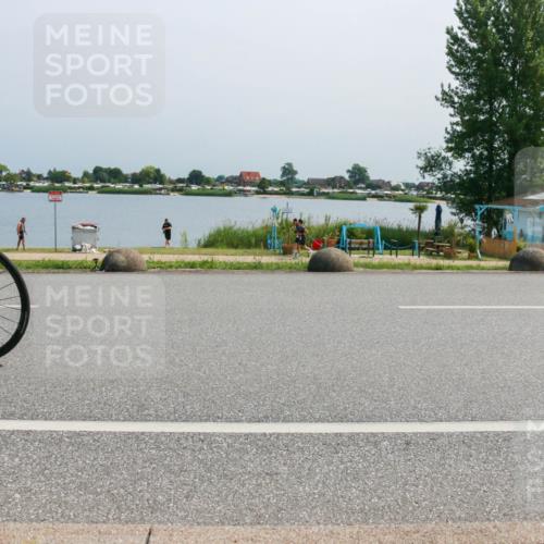21.06.2025 - 27. Vierlanden-Triathlon H.Heesch http://msf.ph/oto/8037970 15.06.2025 11:48:05 Radfahren  meine-sportfotos.de