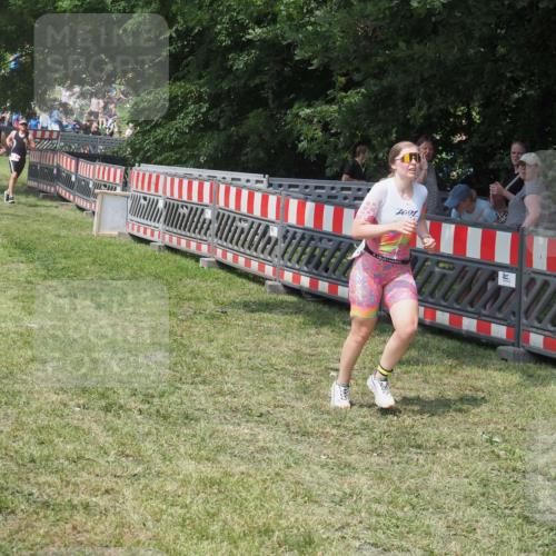 21.06.2025 - 27. Vierlanden-Triathlon KatJ http://msf.ph/oto/8037980 15.06.2025 11:31:09 Schwimmen  meine-sportfotos.de
