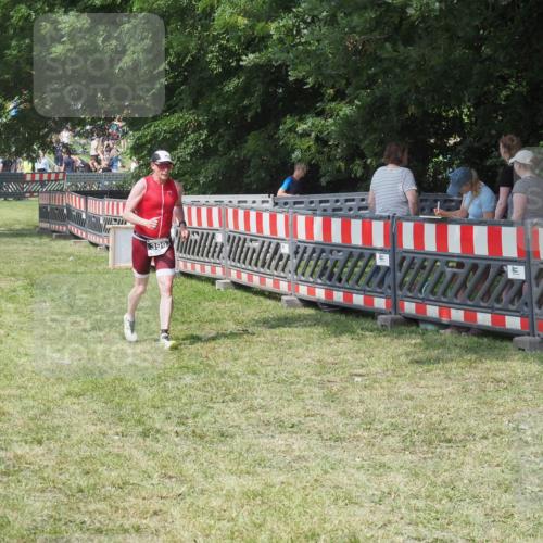 21.06.2025 - 27. Vierlanden-Triathlon KatJ http://msf.ph/oto/8038085 15.06.2025 11:31:54 Schwimmen  meine-sportfotos.de