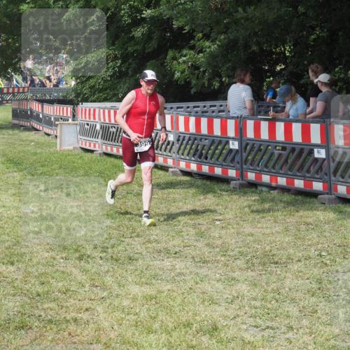 21.06.2025 - 27. Vierlanden-Triathlon KatJ http://msf.ph/oto/8038125 15.06.2025 11:31:54 Schwimmen  meine-sportfotos.de