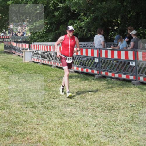 21.06.2025 - 27. Vierlanden-Triathlon KatJ http://msf.ph/oto/8038133 15.06.2025 11:31:55 Schwimmen  meine-sportfotos.de