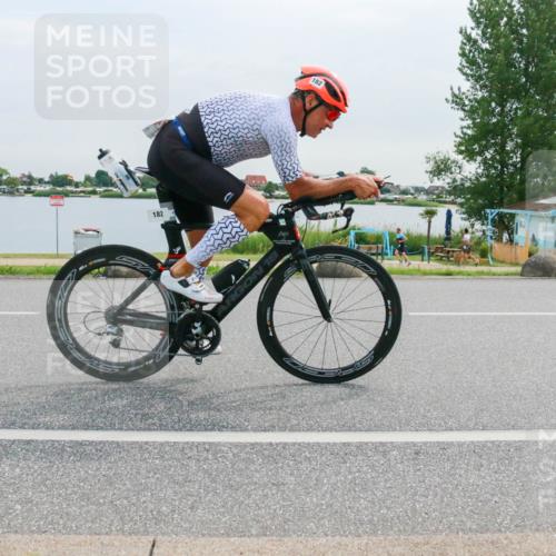 15.06.2025 - 27. Vierlanden-Triathlon H.Heesch http://msf.ph/oto/8038205 15.06.2025 10:56:07 Radfahren 182, 590 meine-sportfotos.de
