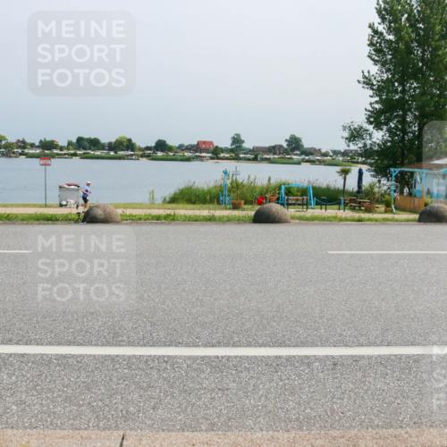 21.06.2025 - 27. Vierlanden-Triathlon H.Heesch http://msf.ph/oto/8038224 15.06.2025 11:48:33 Radfahren 223, 781, 816, 866 meine-sportfotos.de