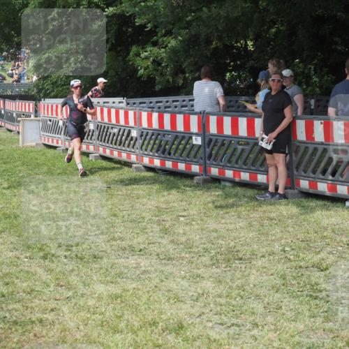 21.06.2025 - 27. Vierlanden-Triathlon KatJ http://msf.ph/oto/8038245 15.06.2025 11:32:12 Schwimmen  meine-sportfotos.de
