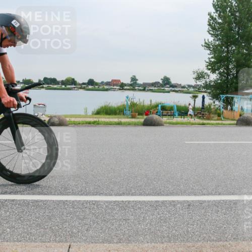 15.06.2025 - 27. Vierlanden-Triathlon H.Heesch http://msf.ph/oto/8038287 15.06.2025 10:56:24 Radfahren 73, 597 meine-sportfotos.de