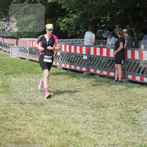 21.06.2025 - 27. Vierlanden-Triathlon KatJ http://msf.ph/oto/8038322 15.06.2025 11:32:21 Schwimmen  meine-sportfotos.de