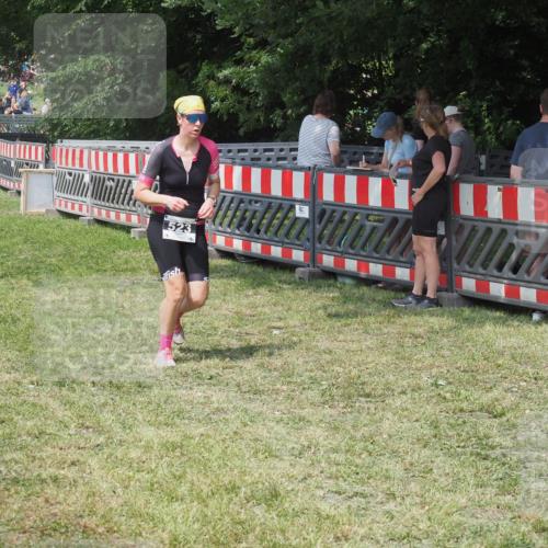 21.06.2025 - 27. Vierlanden-Triathlon KatJ http://msf.ph/oto/8038326 15.06.2025 11:32:22 Schwimmen  meine-sportfotos.de